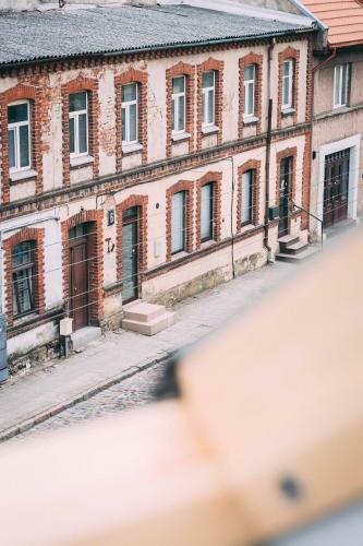 Top Street One Apartments, By Cohost