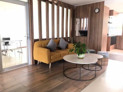 M402- Apartaestudio Tipo Loft En El Norte (av 19)