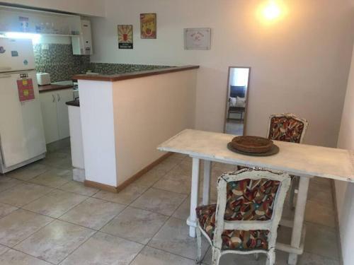 Apartamento Luminoso Y Acogedor Ph Con Patio . Zona C�ntrica.