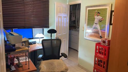 Apartamento Centrally Located Condo 2 Bedroom And Office Space