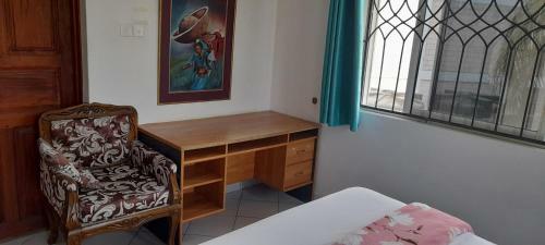 Royal Palms 1-bedroom Apartment D4
