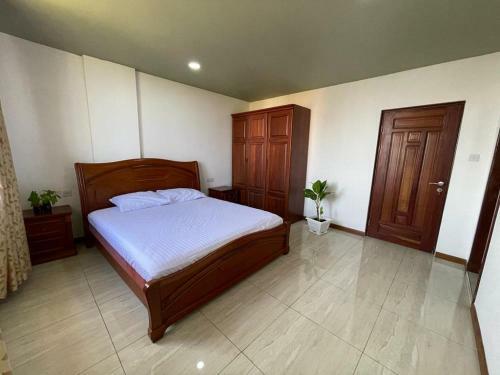 Hostal Penthouse En-suite Bedroom