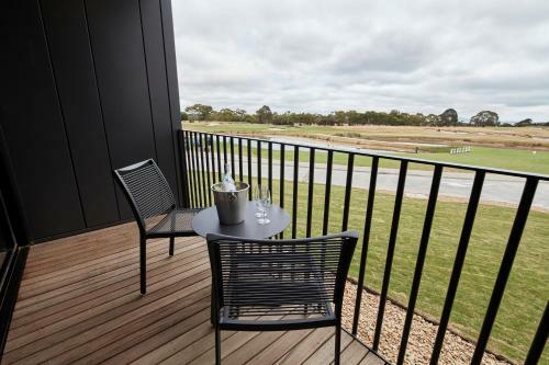 Hotel Accommodation @ Curlewis
