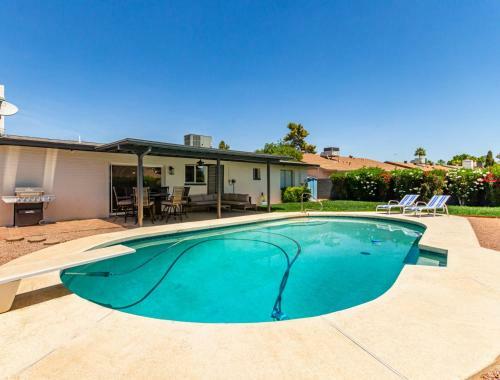 3 Bdrm Near Spring Training & Golf W/ Pool & Games