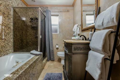 Villa Cozy Hygge Home Centrally Located 2 King Beds