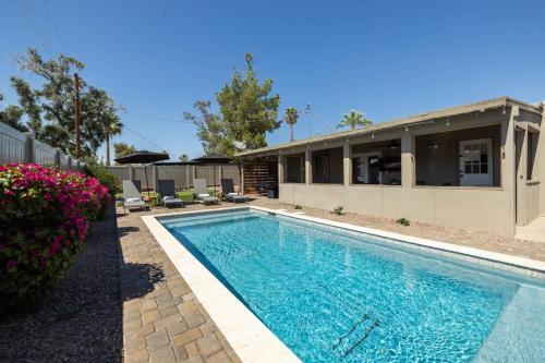 Scottsdale Granite Reef Home