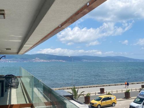 Sea View One Bedroom Apartment In Paradiso Complex 102