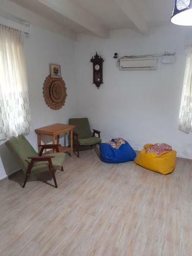 Beach Walk Hostel