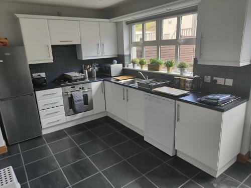 Castleview Large 3 Bedroom House In Glenarm