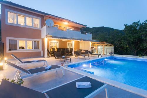 Villa Ivano With Sea&mountain View