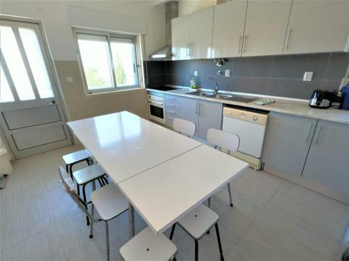 Caparica Traditional V4 Duplex Apartment With Pool Charneca Da Caparica Lisboa