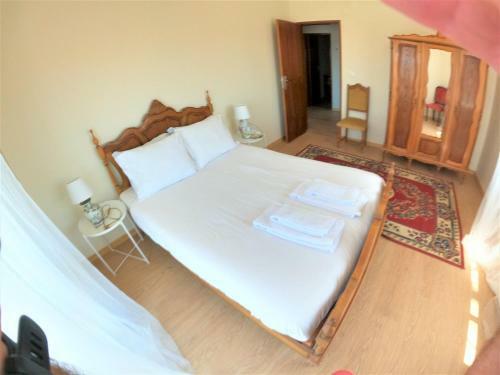 Caparica Traditional V4 Duplex Apartment With Pool Charneca Da Caparica Lisboa