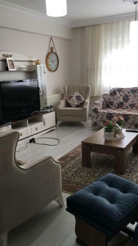 100m2 Apartment, Central Location, Free Parking