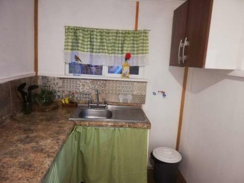 Caba�a En Entorno Natural