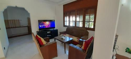 Hostal Villa Razoli Spacieuse Calme Et Familiale
