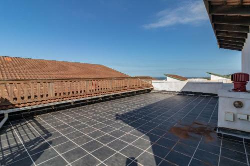 Cozy All-in-one Ocean View Apartment