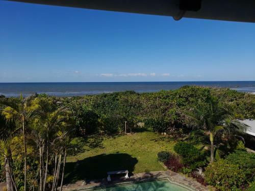 Hostal Golden Globe Beach House