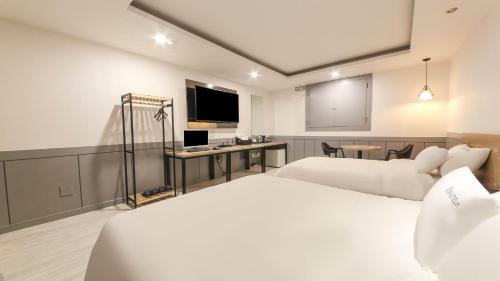 Motel Tour Hotel