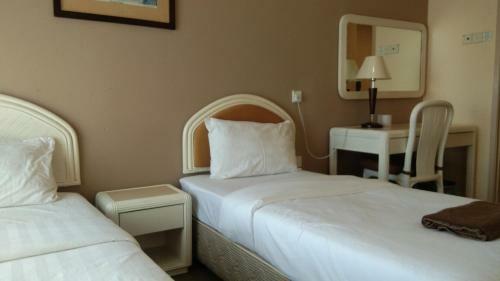 Hotel Oyo Home 90533 Nomadic Town Condo