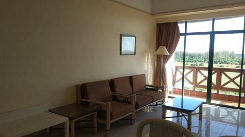Hotel Oyo Home 90533 Nomadic Town Condo