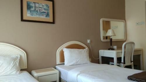 Hotel Oyo Home 90533 Nomadic Town Condo