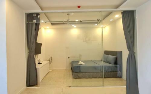 Tony's Luxury Apartment 28