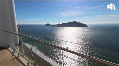 Apartamento 3bdr Condo Righ On The Beach - In Golden Zone