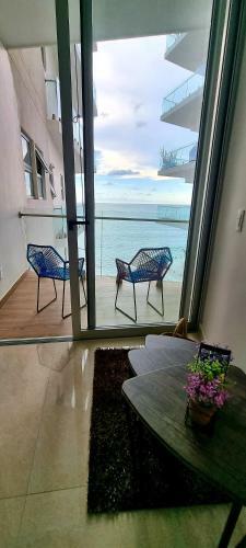 Apartamento 3bdr Condo Righ On The Beach - In Golden Zone