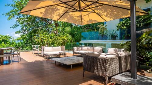 1002 Avalon 1002 Top View Amp Private Pool 10th Flr