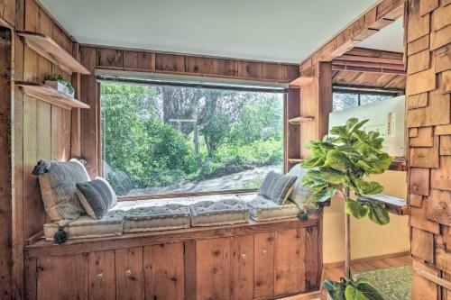 Apartamento Inviting Dtwn Apt Fire Table, Mins To Beach!