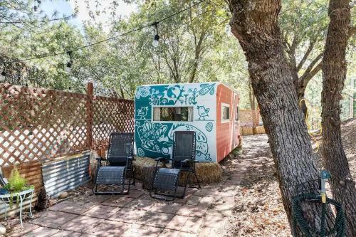 The Chick Inn - Eco-friendly Glamping