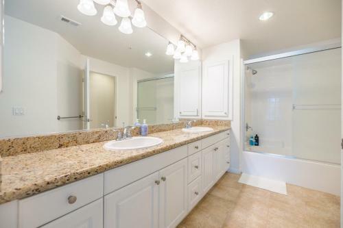 Apartamento Irvine Spectrum 2 Bedrooms/2 Bathrooms/kitchen/pool/apartment