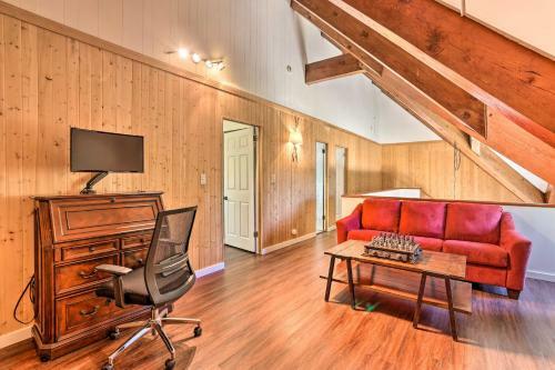 Spacious Lake Arrowhead Cabin With Jacuzzi Spa!