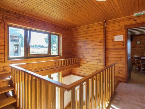 Vintage Villa With Private Garden In Rendeux