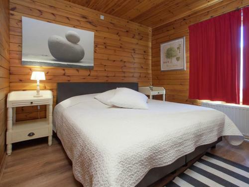 Vintage Villa With Private Garden In Rendeux
