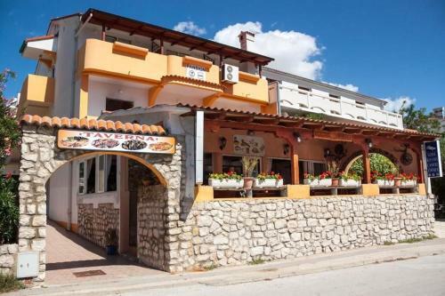 Hostal Pag Marina Aparments