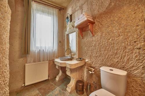 Hotel Charm Of Cappadocia Cave Suites