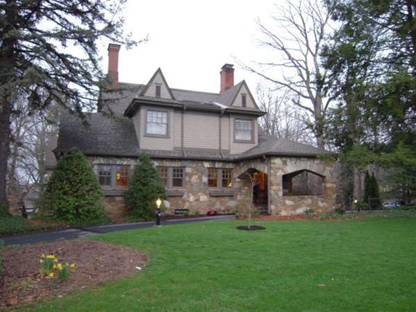 North Lodge On Oakland Bed And Breakfast