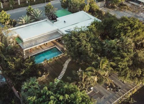 4 Bedrooms Luxury Riverside Villa Overwatch The Sunset
