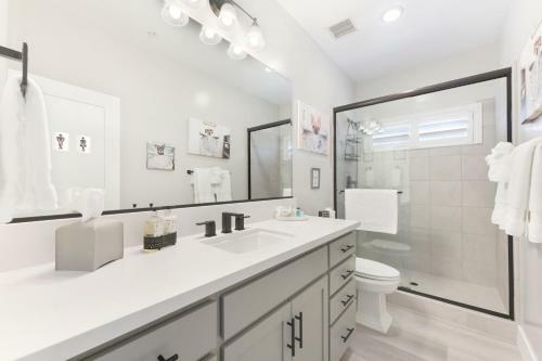 Villa New Luxury 1 Br Guest Suite, W/kitchen, Pvt
