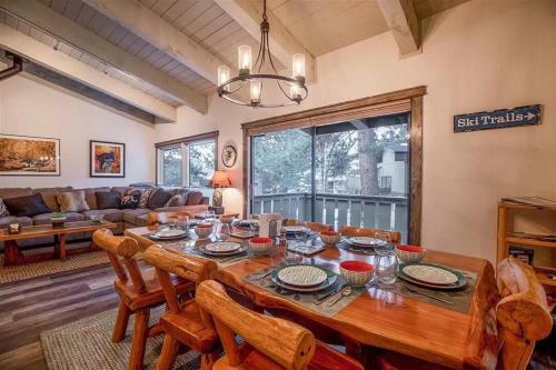 #487 - Newly Remodeled Mammoth Condo - Spa & Pool