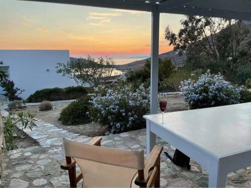 Amazing Villa With Sea Views In Syros Greece
