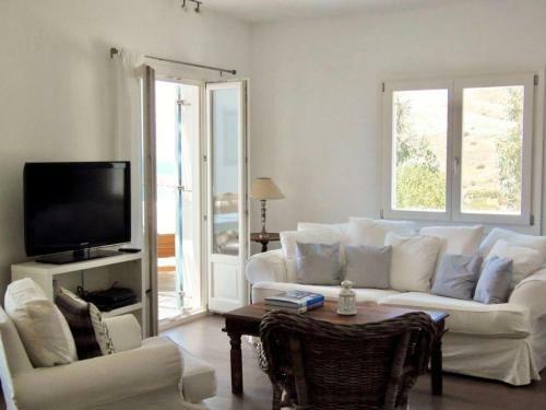 Amazing Villa With Sea Views In Syros Greece