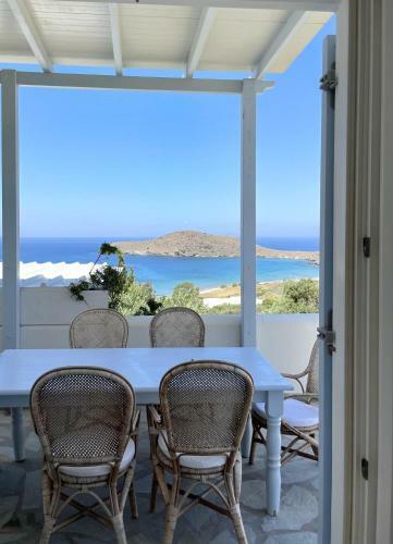 Amazing Villa With Sea Views In Syros Greece