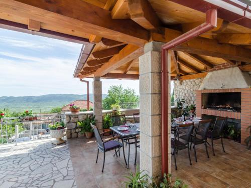 Stunning Villa In Pridvorje With Private Pool