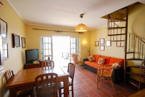 Sofia House - Baleal Island, Ocean View Patio And Bedroom