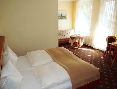 Hostal Hotel Fidelitas