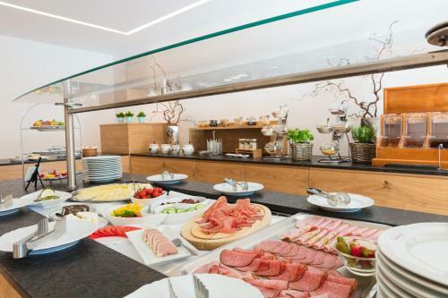Hostal Hotel Garni Sallerhof