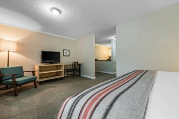 Hotel Quality Inn & Suites Boulder Creek