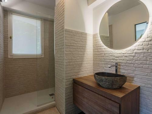 Apartment Biarritz, 3 Bedrooms, 6 Persons - Fr-1-3-553